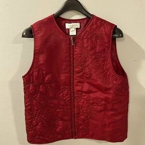NWOT Susan Bristol women’s maroon vest size M